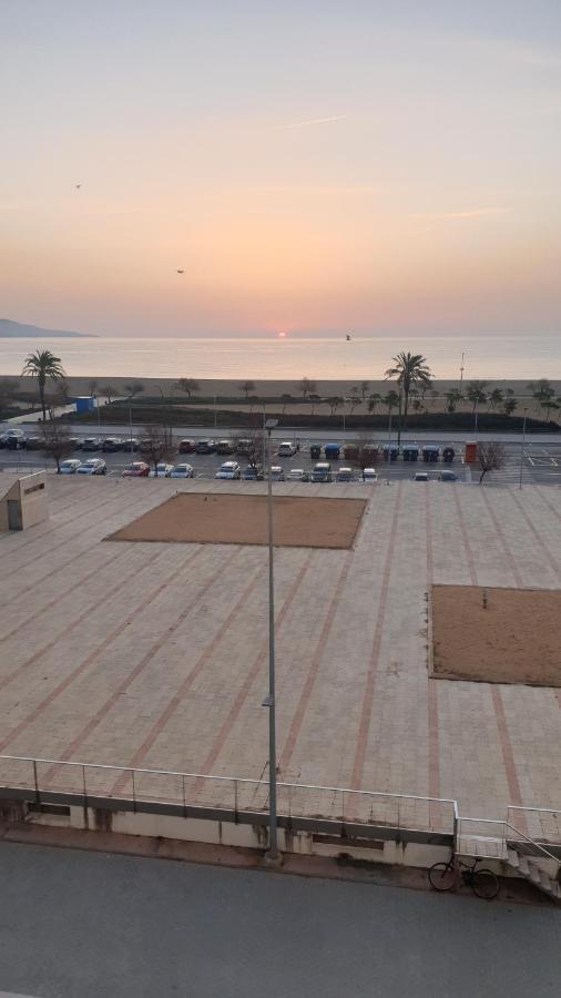 דירות אמפוריבראבה Les Vagues Au Balcon מראה חיצוני תמונה