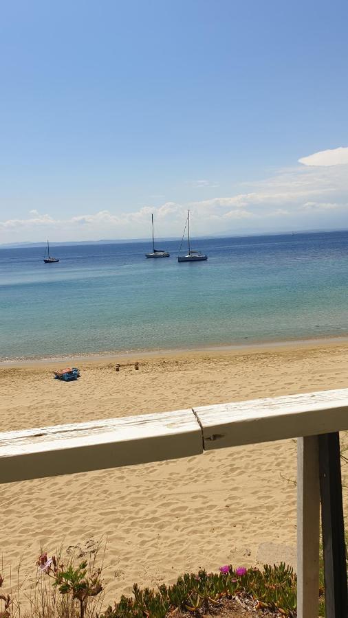 דירות אמפוריבראבה Les Vagues Au Balcon מראה חיצוני תמונה
