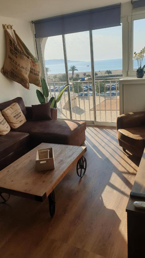 דירות אמפוריבראבה Les Vagues Au Balcon מראה חיצוני תמונה